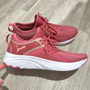 PUMA Women’s Athletic Sneakers – Size 10 / EU 41 (New Condition)